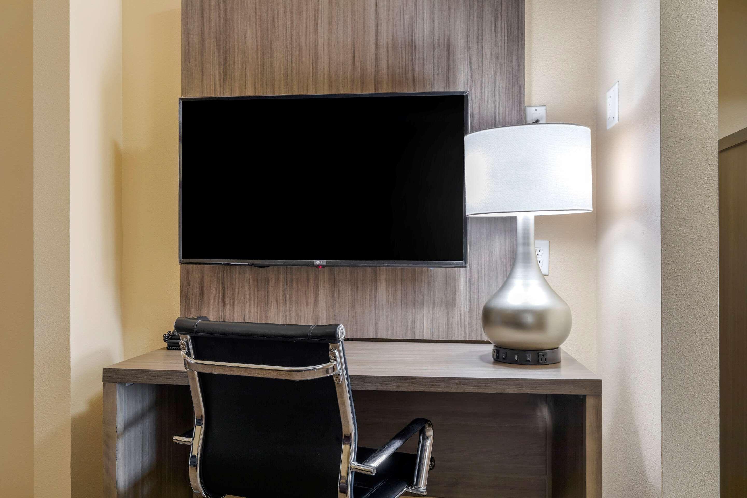 Comfort Suites Dfw Airport Irving Εξωτερικό φωτογραφία