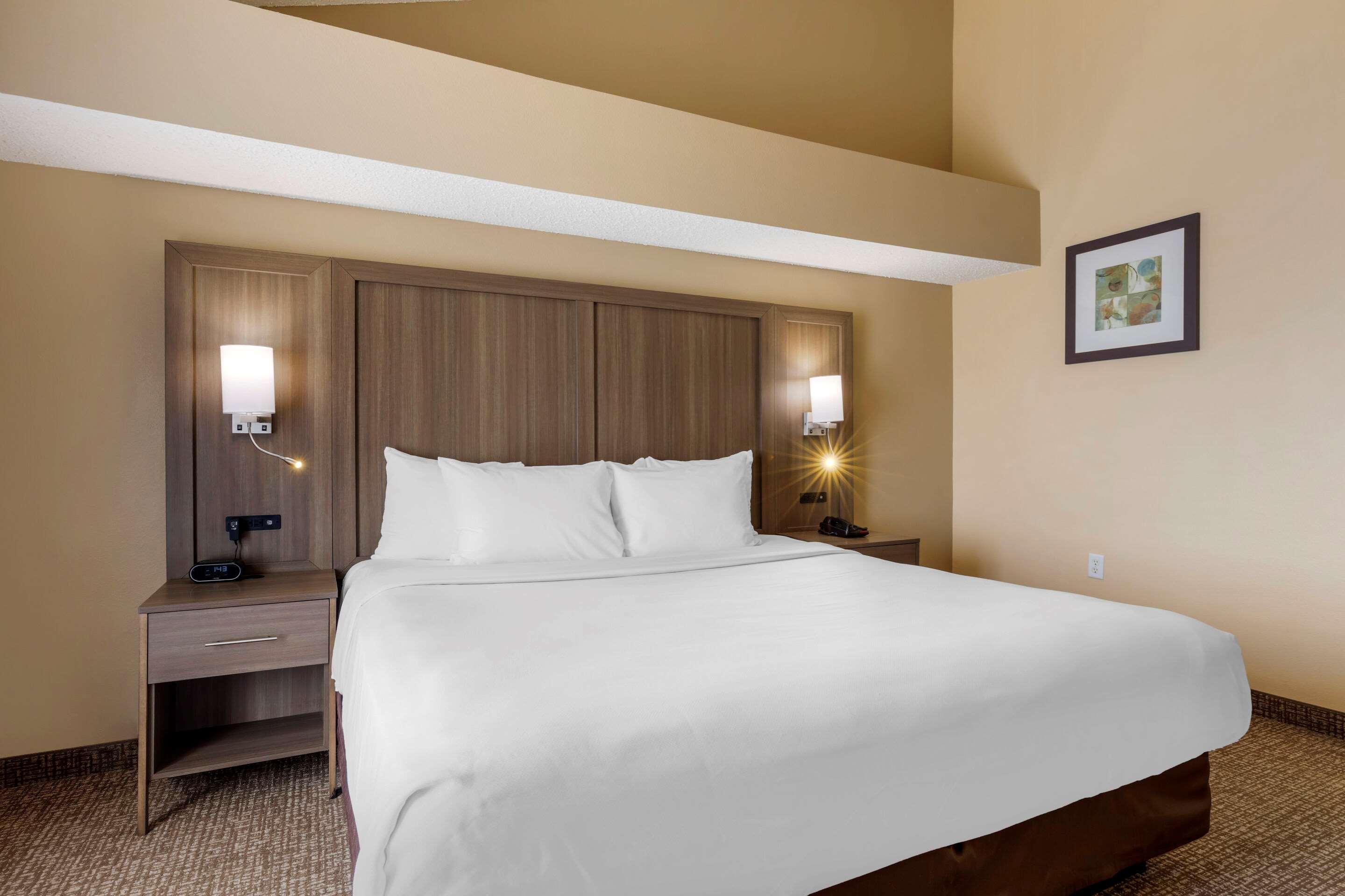 Comfort Suites Dfw Airport Irving Εξωτερικό φωτογραφία
