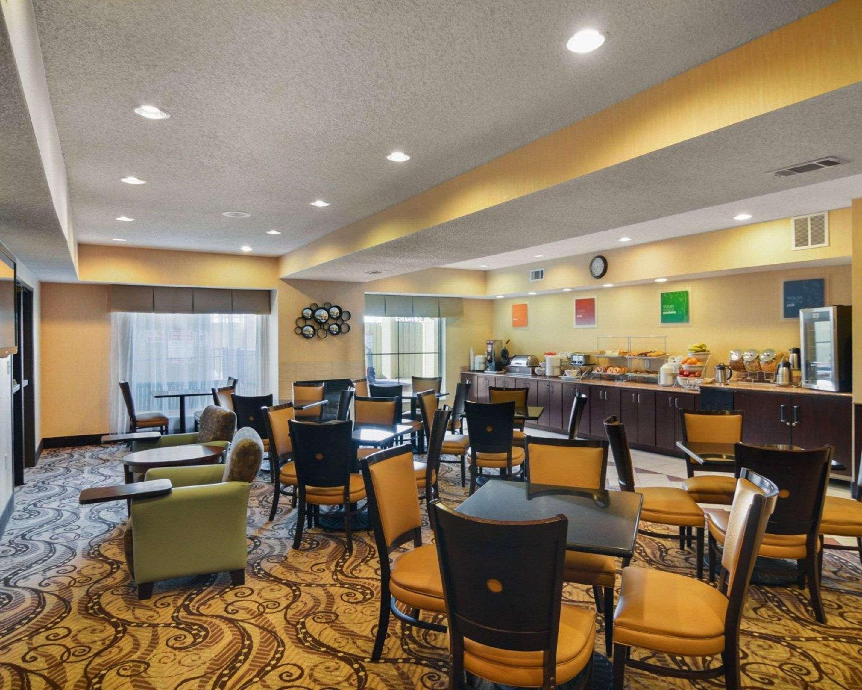 Comfort Suites Dfw Airport Irving Εξωτερικό φωτογραφία