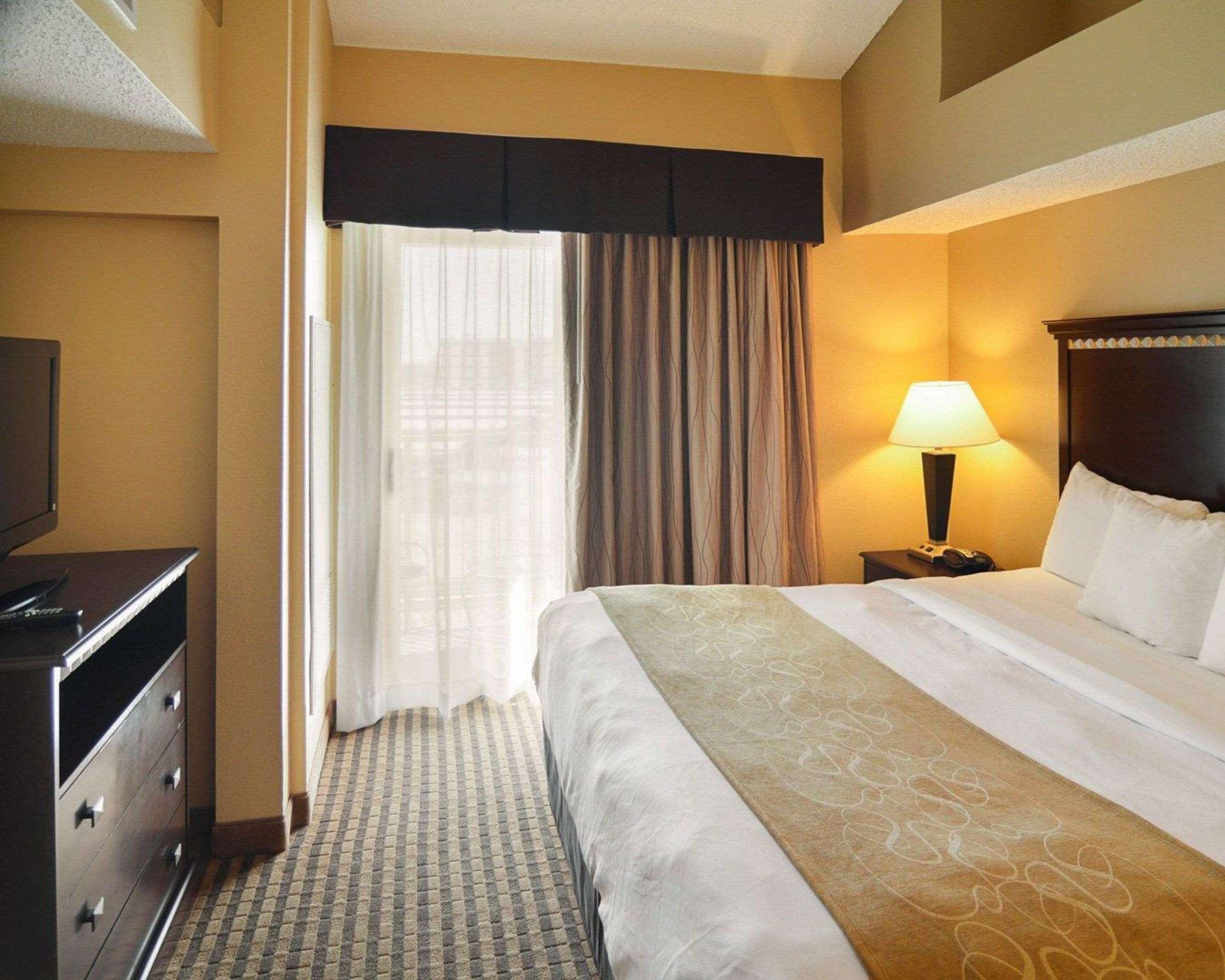 Comfort Suites Dfw Airport Irving Εξωτερικό φωτογραφία