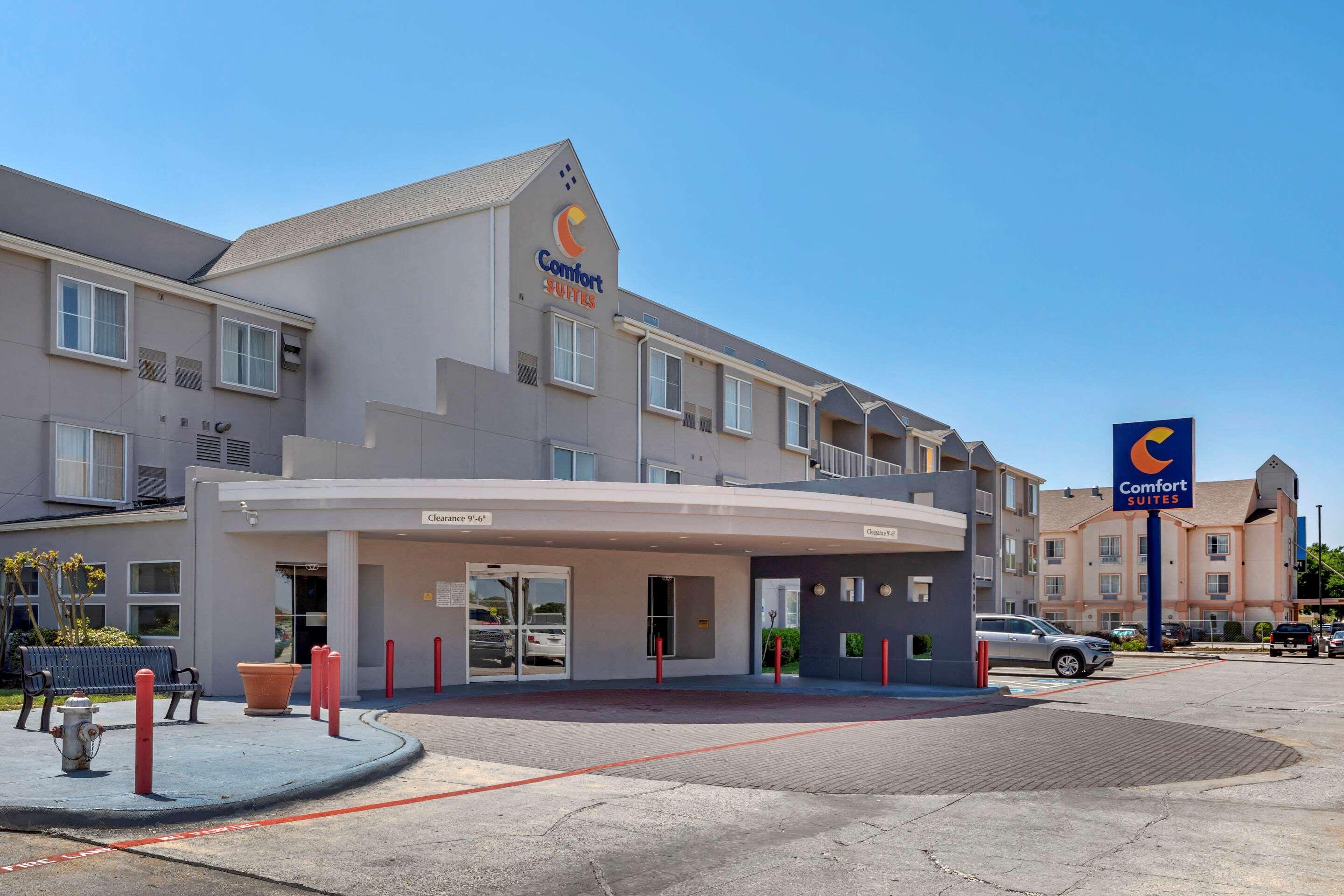 Comfort Suites Dfw Airport Irving Εξωτερικό φωτογραφία