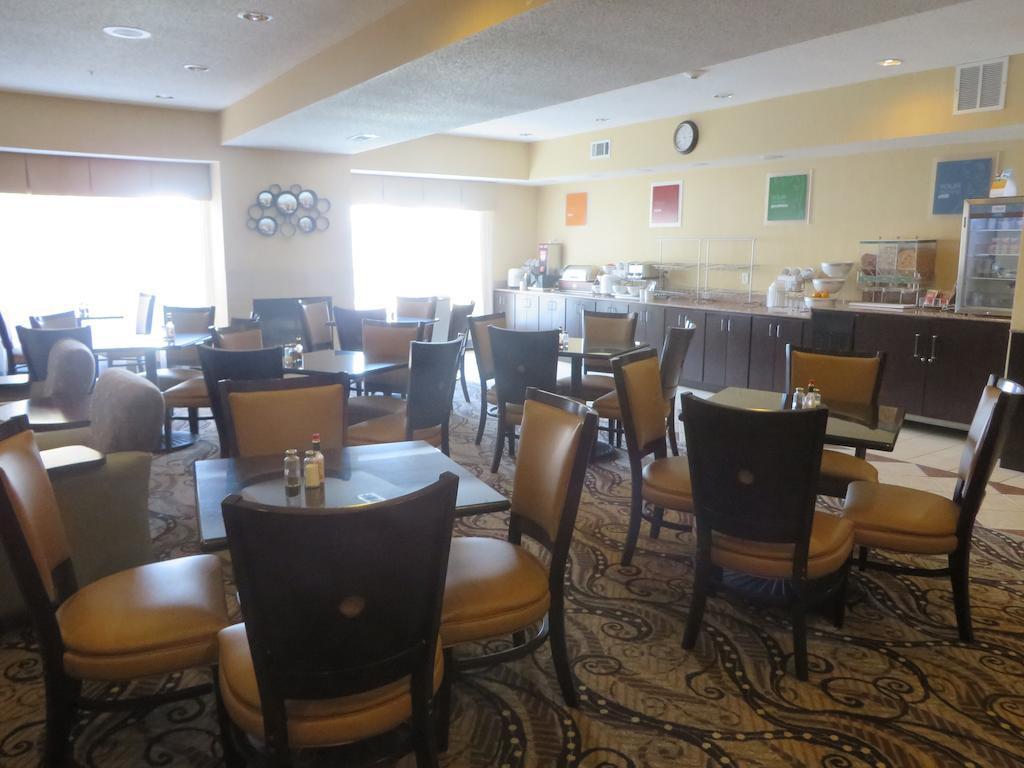 Comfort Suites Dfw Airport Irving Εξωτερικό φωτογραφία