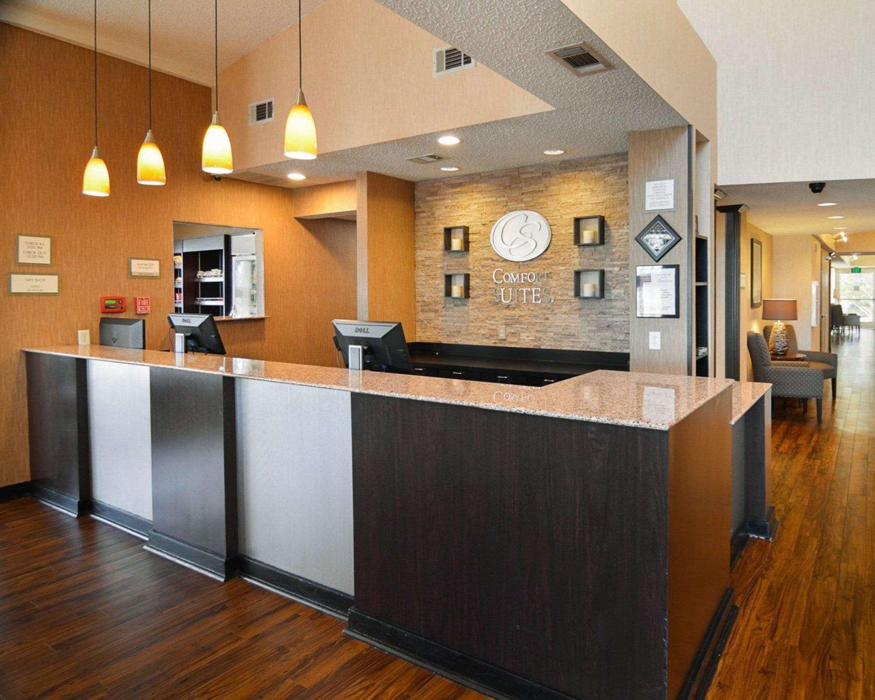 Comfort Suites Dfw Airport Irving Εξωτερικό φωτογραφία